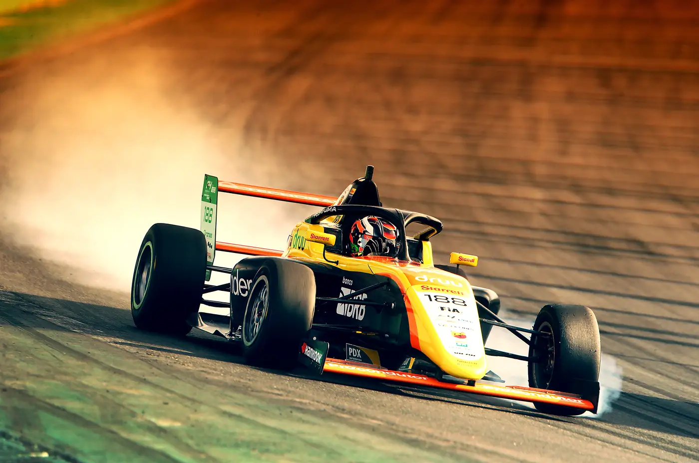 Carro número 188 do Pedro na F4 Brasil